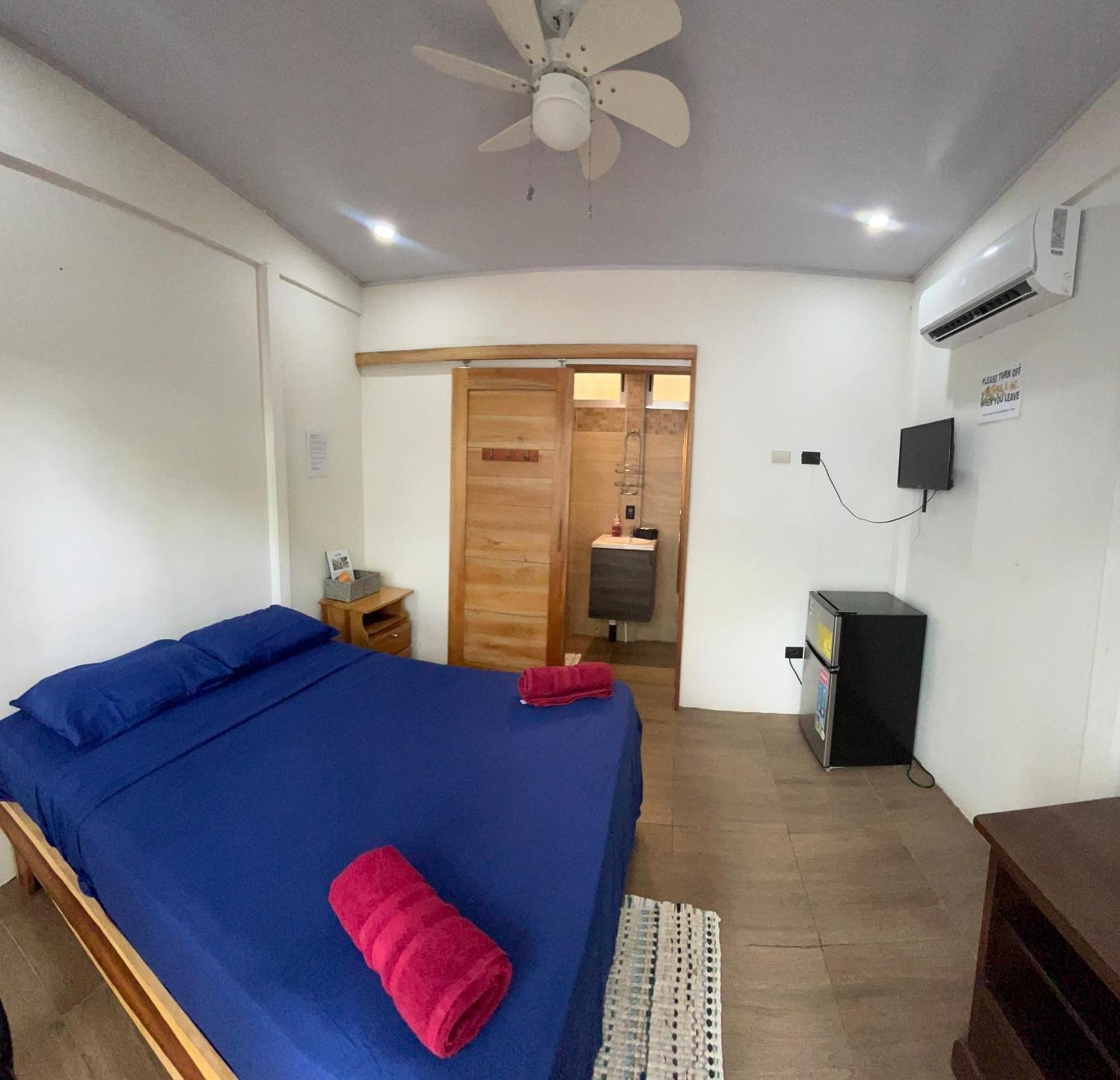 Apartamentos En El Centro De Puerto Viejo Puerto Limon Exterior foto